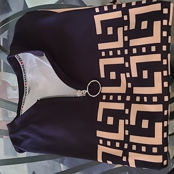 Athletic Suit ❤️ - Picture 6 of 8